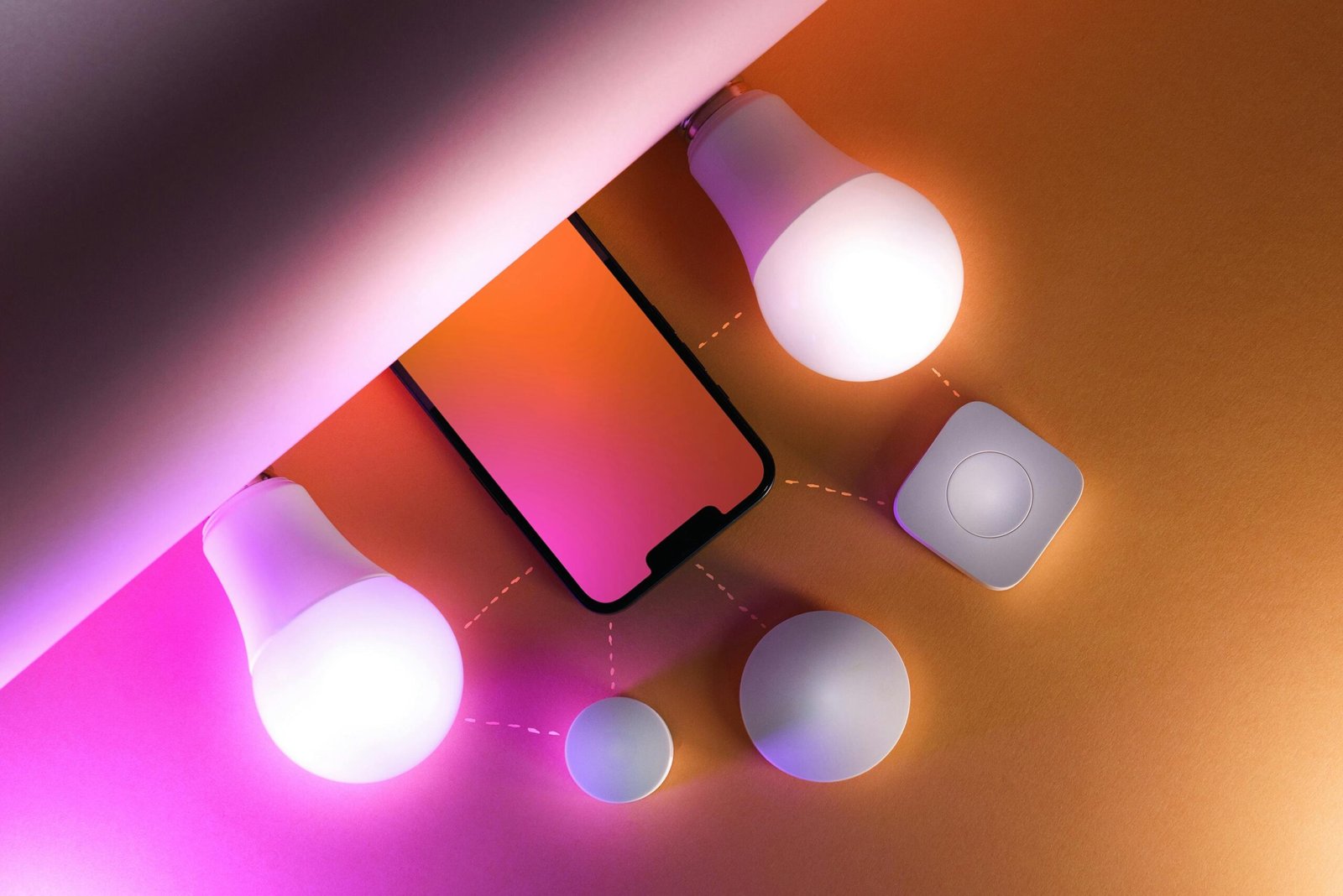 Prise connectée 16A encastrée dans un mur design